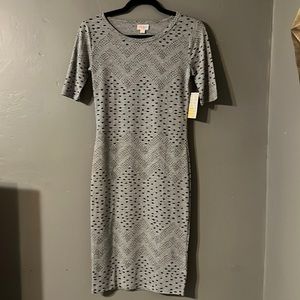 NWT Lularoe Julia dress in black and gray multi. Size XXS.
